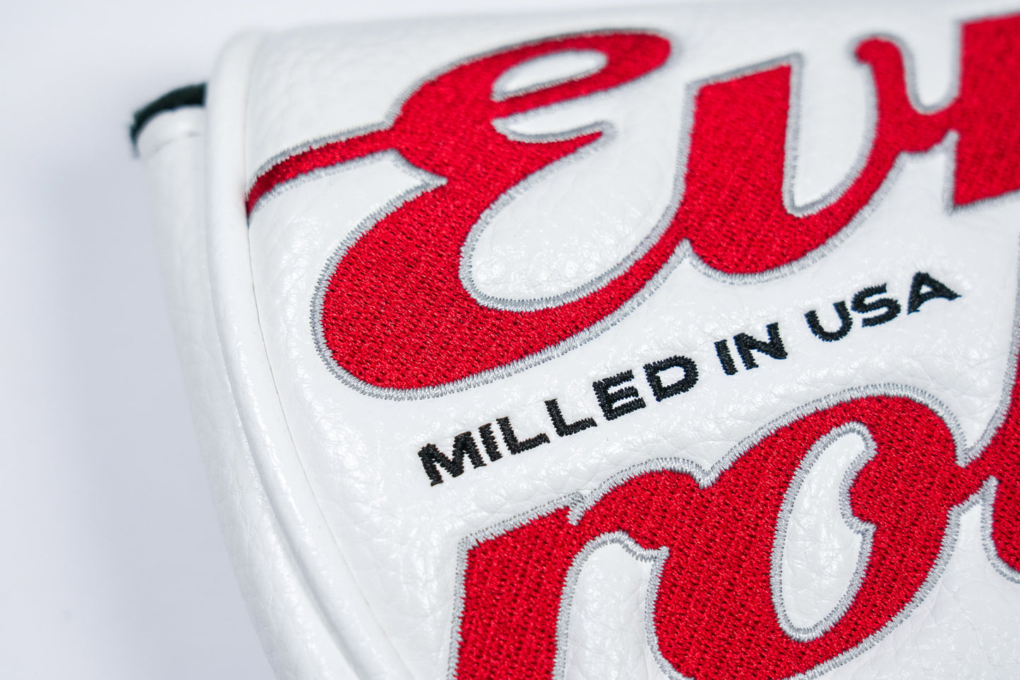 Evnroll Script White – Mallet Cover